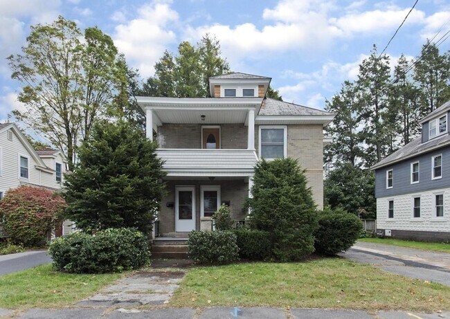 Foto del edificio - 14 Sterling St