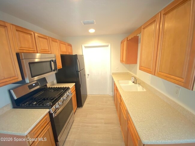 Building Photo - 624 Casa Grande Dr