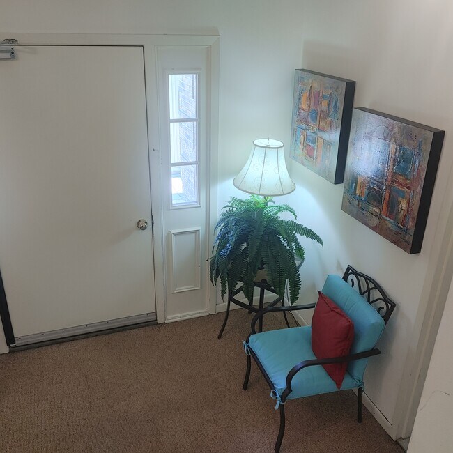 Foto del edificio - 1276 Robbins Run Ct