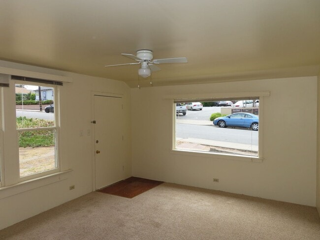 Foto del edificio - Wonderful unit in desireable location in M...