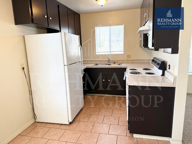Foto del edificio - 3784 Arnold Ave