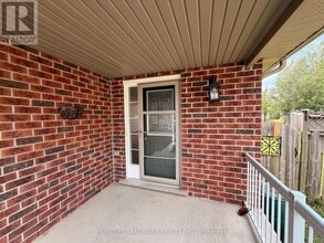 Building Photo - 921 Windflower Pl