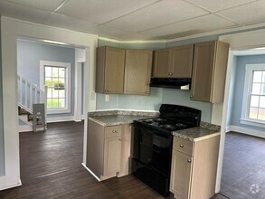 Building Photo - 200 E Burwell Ave