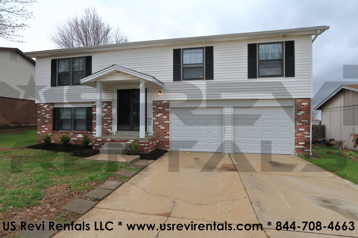 Primary Photo - 2255 Central Parkway Dr