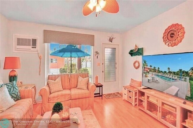 Foto del edificio - 3212 SE 8th St