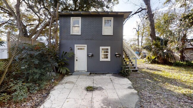 Foto del edificio - 1414 Ingleside Ave