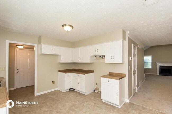 Building Photo - 5883 Old Wellborn Trce, Lithonia, GA 30058