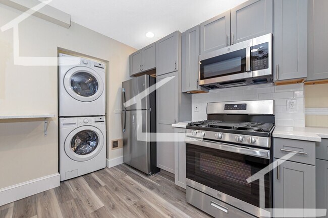 Building Photo - HOT BRIGHTON LISTINGS!!!!!