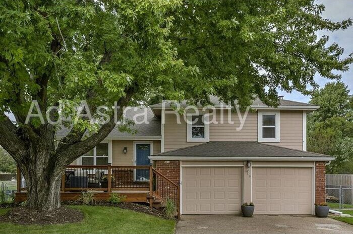 Primary Photo - Beautiful 3 Bed 2 Bath Home in Gardner-Ava...