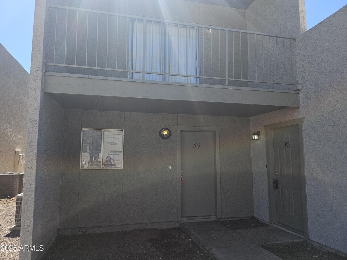 Primary Photo - 2801 E Monte Cristo Ave