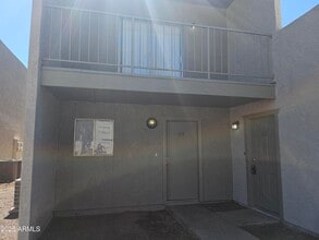 Building Photo - 2801 E Monte Cristo Ave