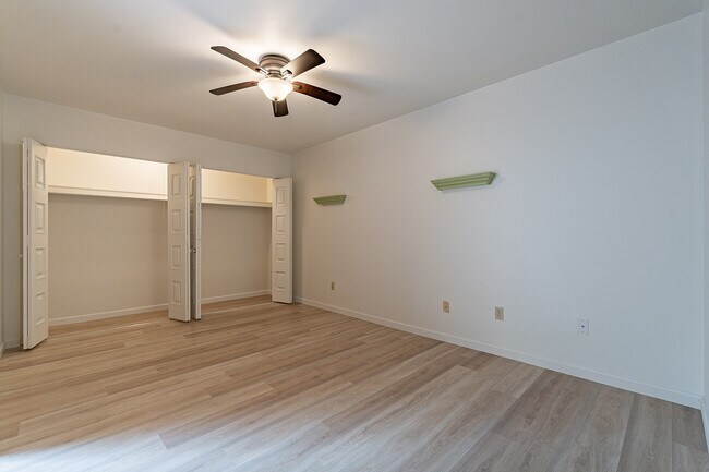 Building Photo - 7227 E Camino Valle Verde