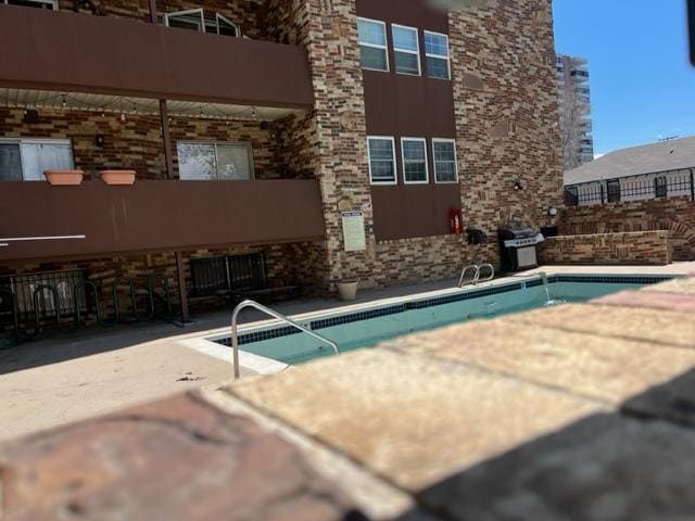 pool - 252 N Pennsylvania St