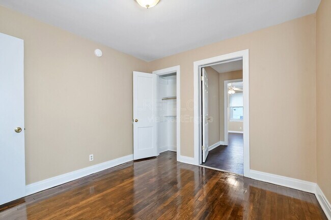 Foto del edificio - 936 Camden Ave