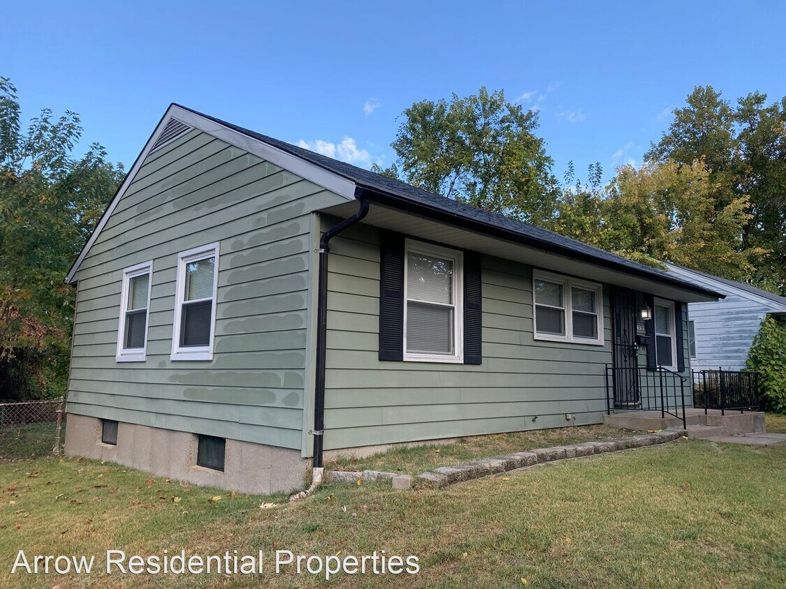 3 br, 1 bath House 10309 Ross Cir House Rental in St. Louis, MO