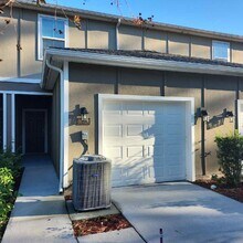 Building Photo - 86624 Shortline Cir