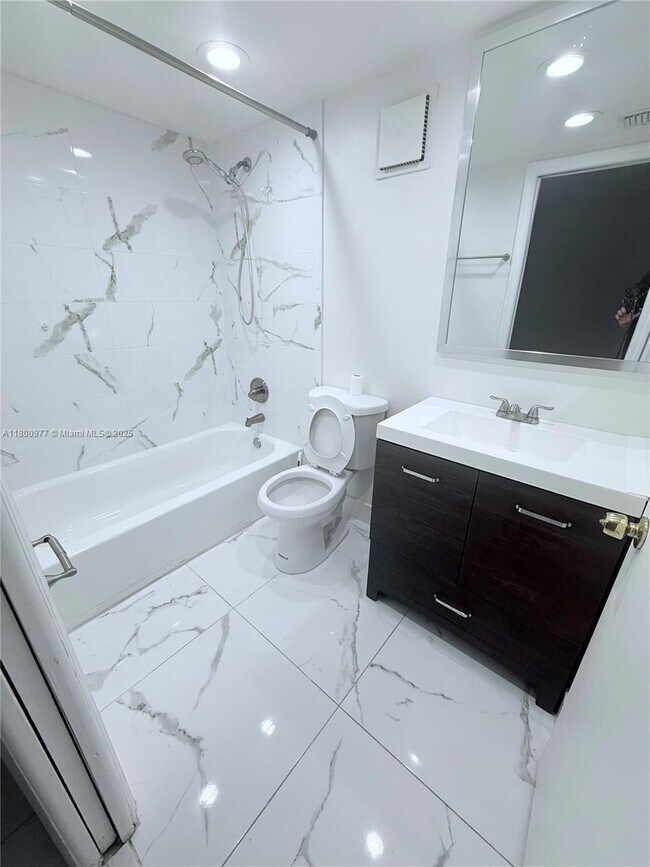 Foto del edificio - 10835 SW 112th Ave