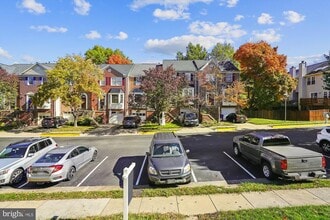 Building Photo - 14705 Flower Hill Dr