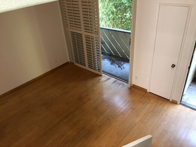 Foto del edificio - 621 California Ave