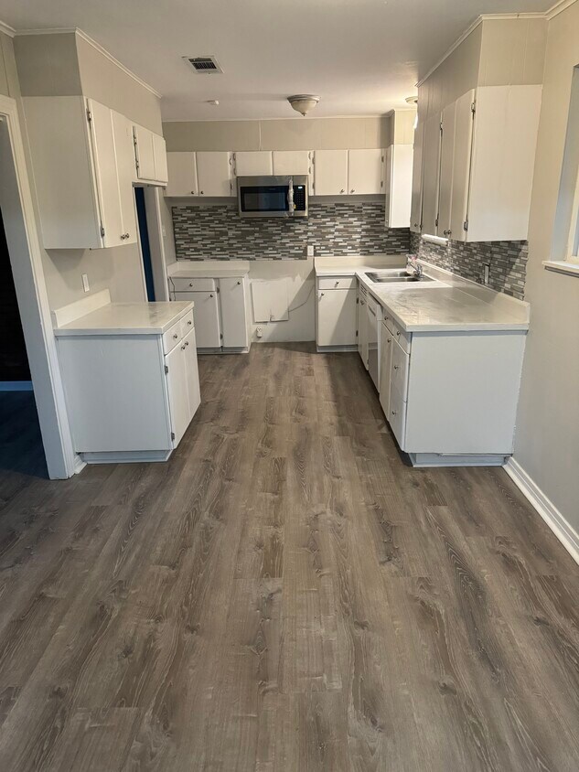 Foto principal - 1720 Shannon Rd