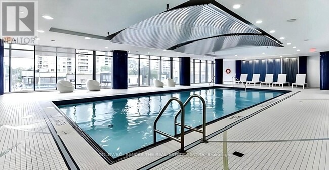 Photo du bâtiment - 5162 Yonge St