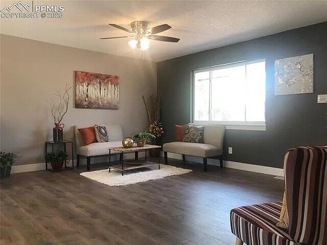 Building Photo - 1825 Capulin Dr