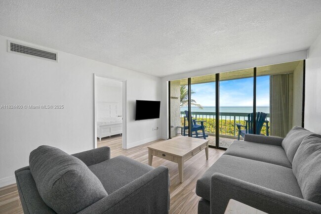 Building Photo - 9940 S Ocean Dr