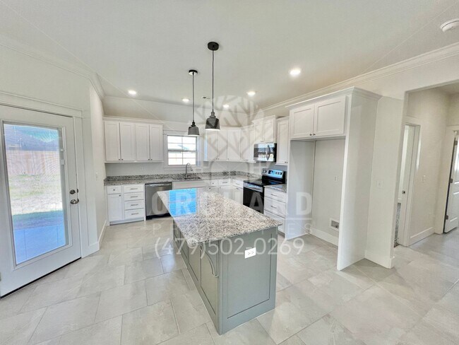 Building Photo - Siloam Springs- Single-Family Home- Open-C...
