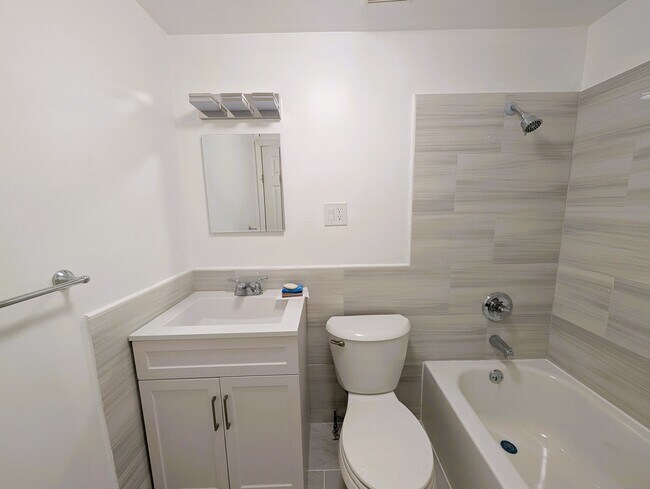 Foto del edificio - 45 E 51st St