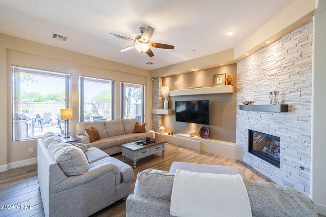 Foto del edificio - 12368 W Hedge Hog Pl