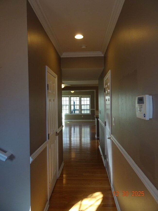 Photo - 4 Bedrooms, 3.5 Baths Townhouse