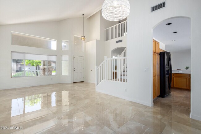 Building Photo - 1350 W Flintlock Way