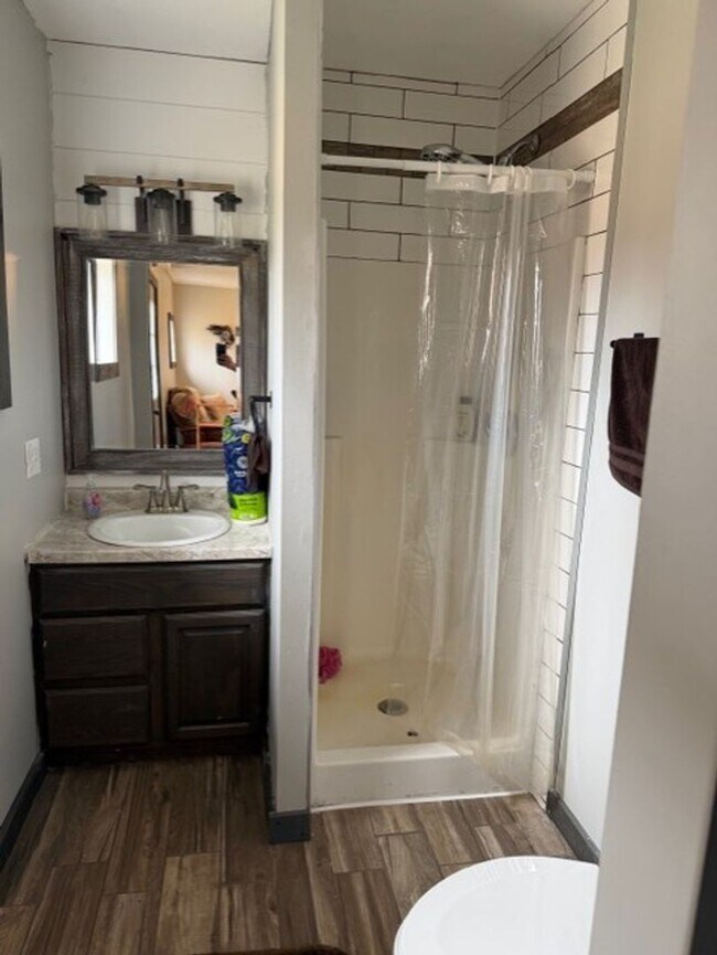 Foto del edificio - One Bedroom One Bath