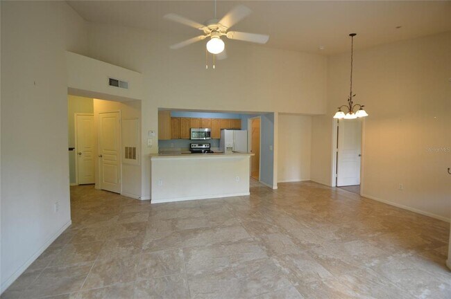 Foto del edificio - 5125 Palm Springs Blvd