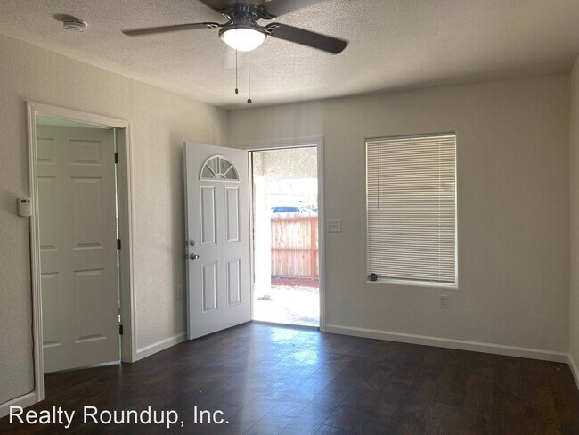 Foto del edificio - 2 br, 1 bath House - 1816 S El Dorado St
