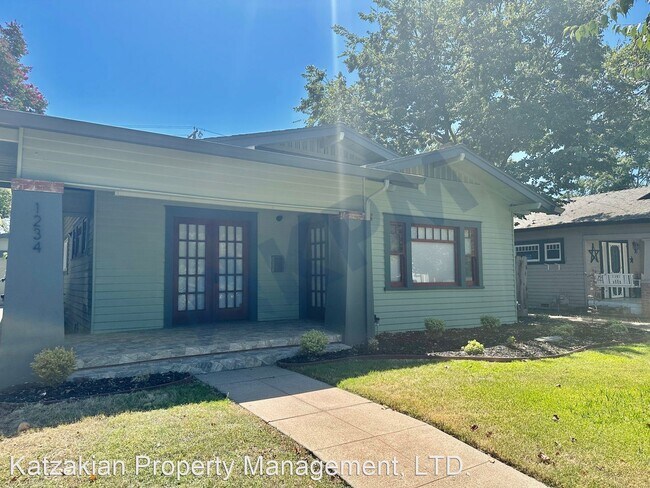 Foto del edificio - 2 br, 1 bath House - 1234 W. Harding Way