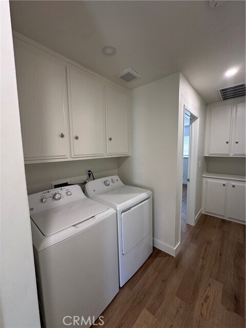 Foto del edificio - 2145-2235 235th Pl