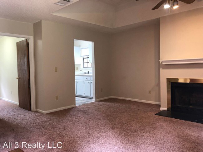 Building Photo - 3 br, 2 bath House - 6073 Sherburn Road