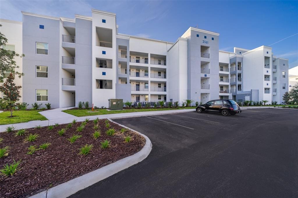 Foto principal - 3161 Paradox Cir