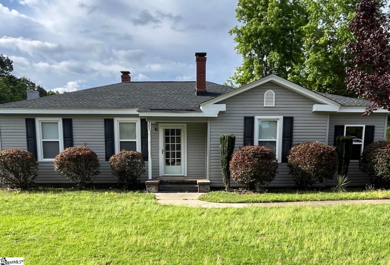 505 State Rd S4250, Woodruff, SC 29388 Condo for Rent in Woodruff