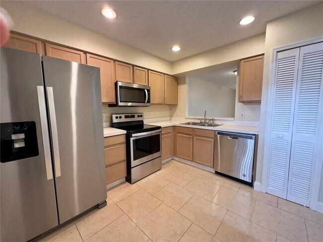 Foto del edificio - 13313 Fairway Glen Dr