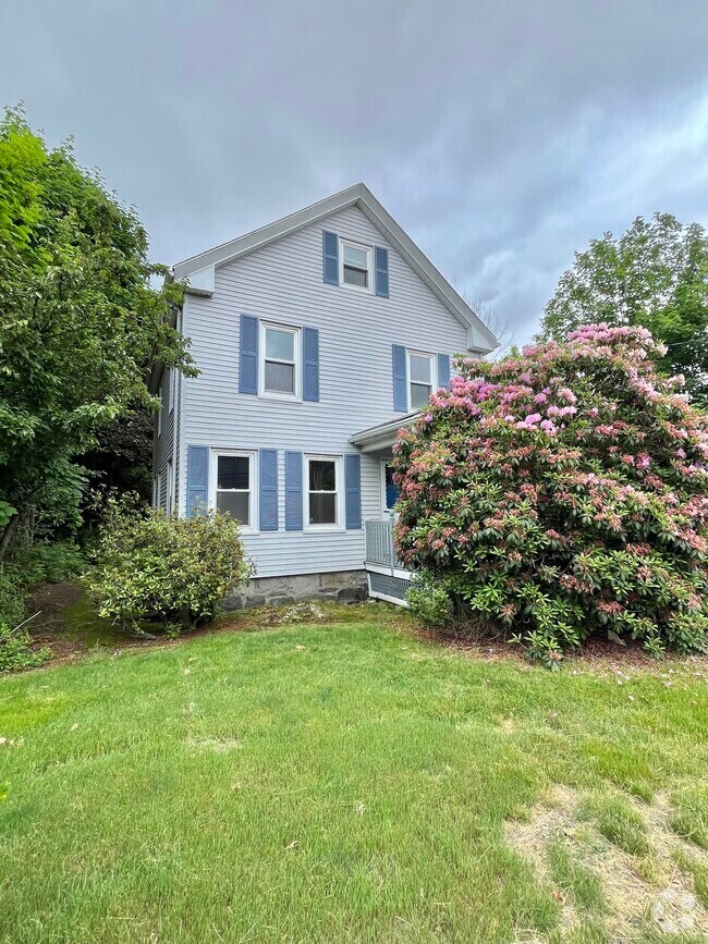 Ashcroft Student Apartments for Rent Dedham, MA 1 Rentals
