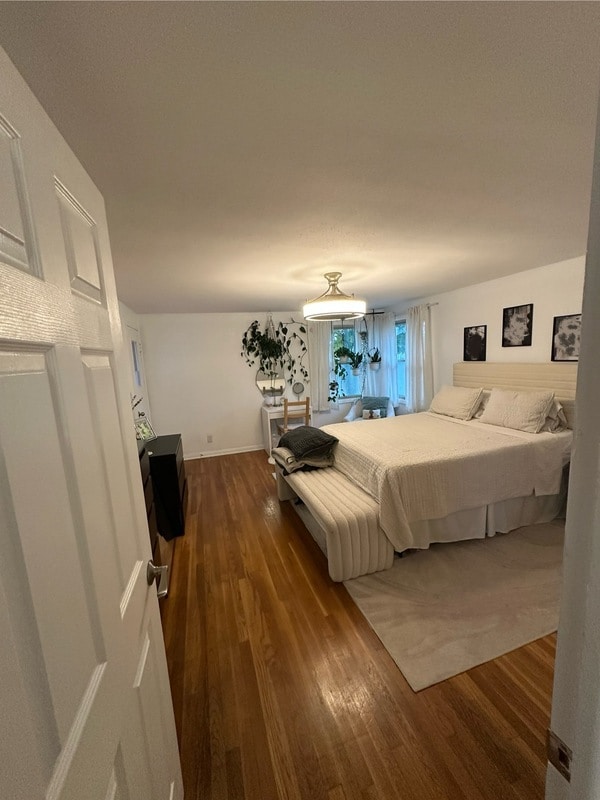 Building Photo - 4945A S Lake Dr