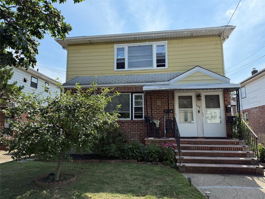 Primary Photo - 107 Gibson Blvd