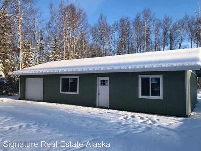 Building Photo - 2391 N Meadow Lakes Dr