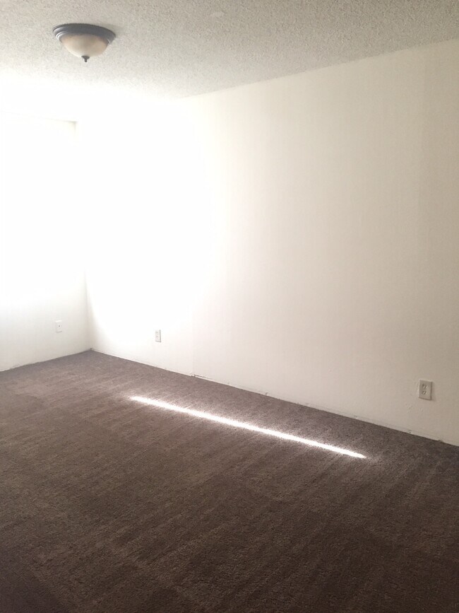 Foto del edificio - 5601 Manzanita Ave