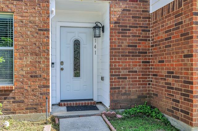 Building Photo - 2141 Franks St