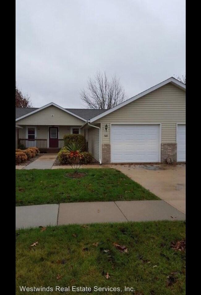 522 Iris Ave, Tiffin, IA 52340 House Rental in Tiffin, IA