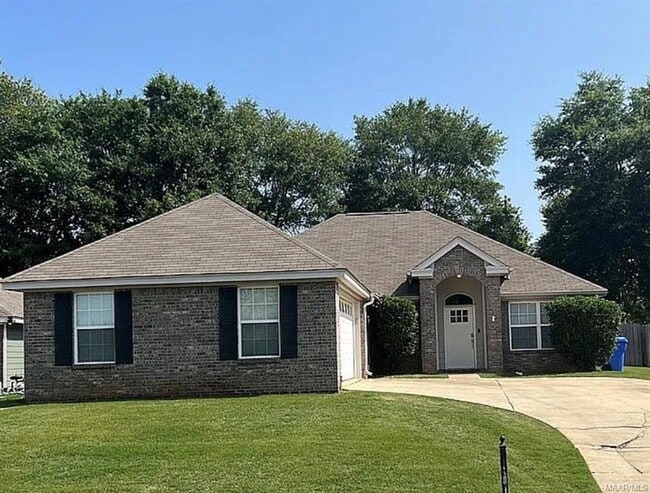 Building Photo - 627 Linden Ln