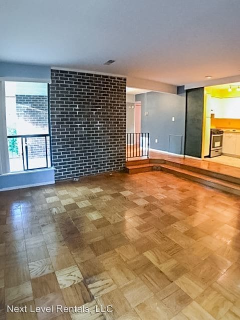 Building Photo - 1 br, 1 bath House - 9806 Georgia Ave #302